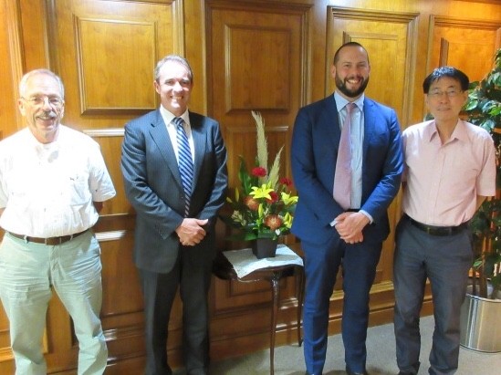 オーストラリアのSPRUSON & FERGUSON ご来所時の様子